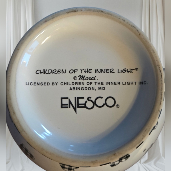 Enesco 'Friends' 3 Piece Teapot Set - Picture 7 of 7